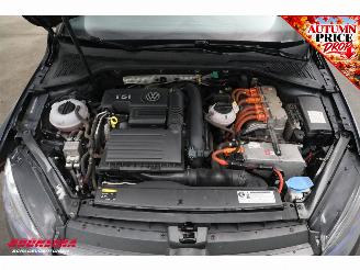 Volkswagen Golf 1.4 TSI GTE Pano ACC Leder SHZ Camera Clima Navi picture 15