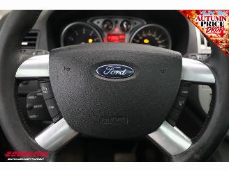 Ford Kuga 2.5 20V Aut. Titanium Pano Cruise Leder SHZ PDC AHK Clima picture 19