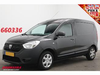 Damaged car Dacia Dokker 1.5 dCi 90 Essential Airco Bluetooth 2018/11