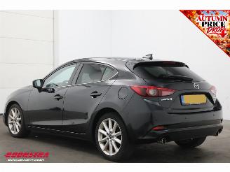 Mazda 3 2.2 SkyActiv-D 150 GT-M HUD Bose Cruise Navi Leder Camera PDC Bluetooth Clima picture 4