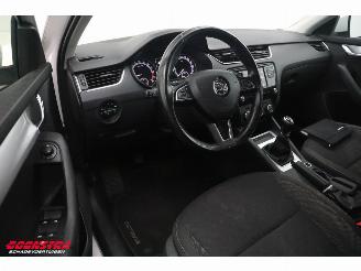 Skoda Octavia Combi 1.6 TDI Greentech Ambition Cruise Bluetooth Airco picture 10