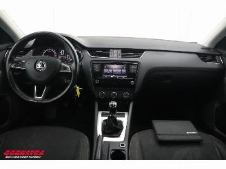 Skoda Octavia Combi 1.6 TDI Greentech Ambition Cruise Bluetooth Airco picture 6