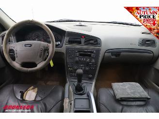 Volvo V-70 Cross Country 2.4 T AWD Comfort Line Cruise Leder Memory PDC AHK picture 6