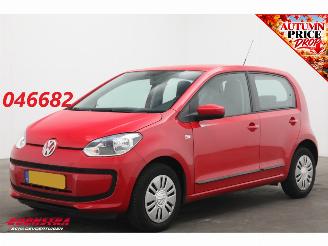 occasion passenger cars Volkswagen Up! 1.0 cheer up! 5-DRS BlueMotion Airco 97.730 km! 2013/11