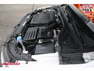 Volkswagen Golf GTI 2.0 TSI DSG Camera ACC SHZ LrHZ LED Clima picture 10