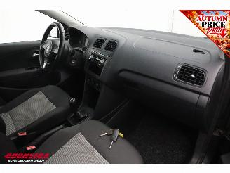Volkswagen Polo 1.2 TSI Trendline 5-drs Bluetooth Airco picture 6