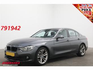 Voiture accidenté BMW 3-serie 318i Aut. Centennial High Executive Cruise Navi Leder SHZ Bluetooth PDC Clima 2016/11