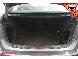BMW 3-serie 318i Aut. Centennial High Executive Cruise Navi Leder SHZ Bluetooth PDC Clima picture 32