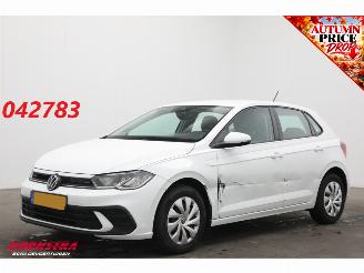krockskadad bil auto Volkswagen Polo 1.0 MPI Cruise Virtual Bluetooth Airco 2022/6