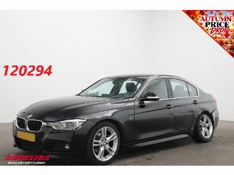 škoda osobní automobily BMW 3-serie 320i High Executive M Sport Aut. Leder SHZ LED Apple/Android 2017/8