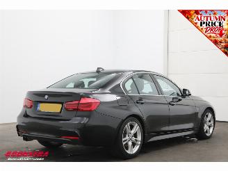 BMW 3-serie 320i High Executive M Sport Aut. Leder SHZ LED Apple/Android picture 3