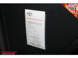 Toyota C-HR 1.8 Hybrid Dynamic Aut. AHK Camera Cruise Clima 10.731 km! picture 30