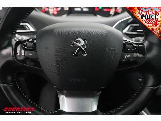 Peugeot 308 1.2 PureTech Aut. Allure Pano Cruise Navi Camera PDC AHK Bluetooth Clima picture 18