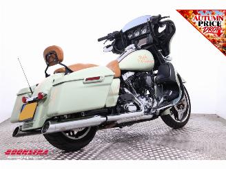 Harley-Davidson  103 FLHX Street Glide Jekill/Hyde Cruise Heizgriffe Navi Bluetooth 10.528 km! picture 3