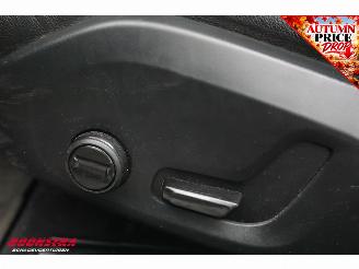 Volvo V-60 2.0 T4 Aut. Momentum ACC Navi SHZ LrHZ Virtual Apple/Android PDC AHK Clima picture 30