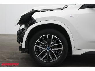 BMW iX1 eDrive20 67 kWh M Sport H/K ACC Navi Virtual Apple/Android Memory Camera PDC Clima picture 19