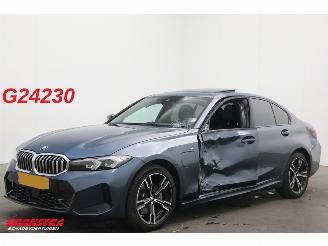 skadebil auto BMW 3-serie 330e M Sport Pano H/K Camera SHZ ACC Apple/Android 2026/3
