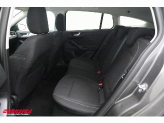 Ford Focus 1.0 EcoBoost Aut. Hybrid Titanium LED Navi Apple/Android PDC Clima picture 15
