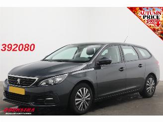 ocasión turismos Peugeot 308 SW 1.2 PureTech Blue Lease Navi Clima Cruise LED Apple/Android 2019/10
