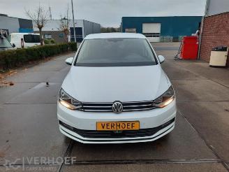 Vrakbiler auto Volkswagen Touran Touran (5T1), MPV, 2015 2.0 TDI 150 2016/7