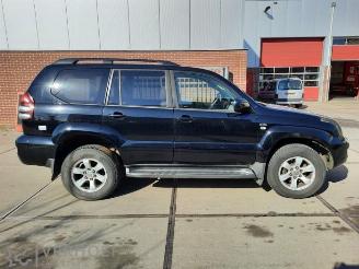 Toyota Landcruiser Land Cruiser (J12), Terreinwagen, 2002 / 2010 3.0 D-4D 16V picture 2