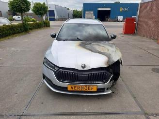 Uttjänta bilar auto Skoda Octavia Octavia Combi (NXAC), Combi 5-drs, 2019 1.0 TSI e-TEC 12V 2021/2