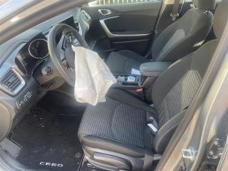 Kia Cee d Ceed Sportswagon (CDF), Combi, 2018 1.0i T-GDi 12V picture 6