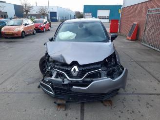 Uttjänta bilar auto Renault Captur Captur I (2R), SUV, 2013 0.9 Energy TCE 12V 2016/9