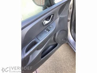 Renault Clio Clio IV Estate/Grandtour (7R), Combi 5-drs, 2012 / 2021 1.5 Energy dCi 90 FAP picture 9