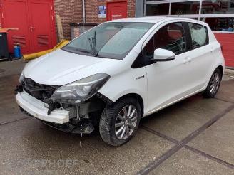 Uttjänta bilar auto Toyota Yaris Yaris III (P13), Hatchback, 2010 / 2020 1.5 16V Hybrid 2016/5