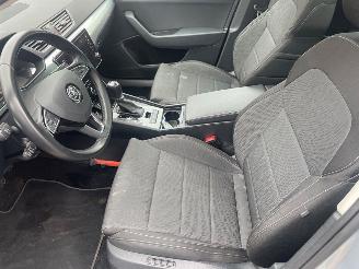 Skoda Superb  picture 5