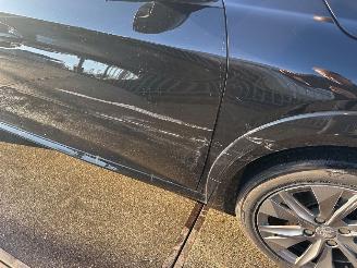 Peugeot 208  picture 10