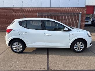 Dacia Sandero  picture 2