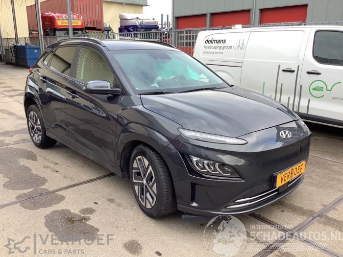 Hyundai Kona Kona (OS), SUV, 2017 / 2023 64 kWh