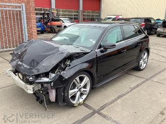 Vrakbiler auto Audi A3 A3 Sportback (8VA/8VF), Hatchback 5-drs, 2012 / 2020 2.0 TDI 16V 2016/8