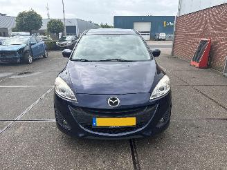 Vaurioauto  passenger cars Mazda 5  2011/4
