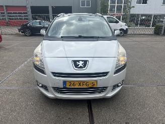 Unfallwagen Peugeot 5008  2012/5