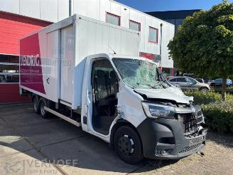 Uttjänta bilar auto Renault Master  2020/8