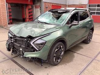Vrakbiler auto Kia Sportage Sportage (NQ5E), Terreinwagen, 2021 1.6 T-GDi PHEV 16V AWD 2024/11
