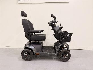 Mango  Scootmobiel FR-1 80ah accu + lader picture 3
