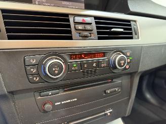 BMW 3-serie Touring 320i Executive Aut picture 10