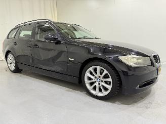 BMW 3-serie Touring 320i Executive Aut picture 32