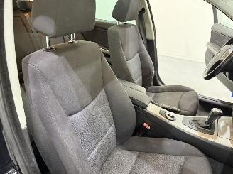 BMW 3-serie Touring 320i Executive Aut picture 14