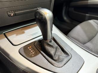 BMW 3-serie Touring 320i Executive Aut picture 11