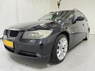 BMW 3-serie Touring 320i Executive Aut picture 35