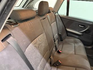 BMW 3-serie Touring 320i Executive Aut picture 36