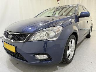 Kia Ceed SW 1.4 CVVT Navigator Plus picture 17