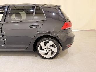 Volkswagen Golf HB 1.6 TDI Trendline Plus Navi picture 17