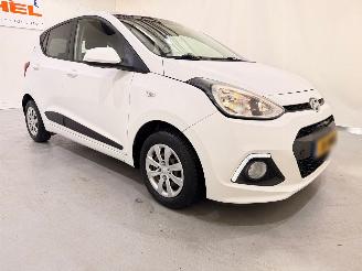 Auto incidentate Hyundai I-10 1.0 Go Climate/Navi 2016/6