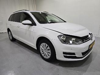 Damaged car Volkswagen Golf Variant 1.6 TDI Trendline DSG Bjr.2014 2014/6